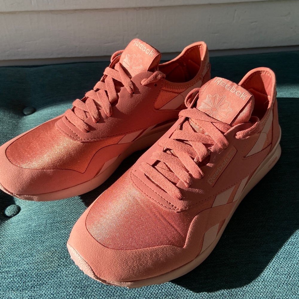 Reebok Classic Nylon SP Women’s Shoes Size 9 Pink